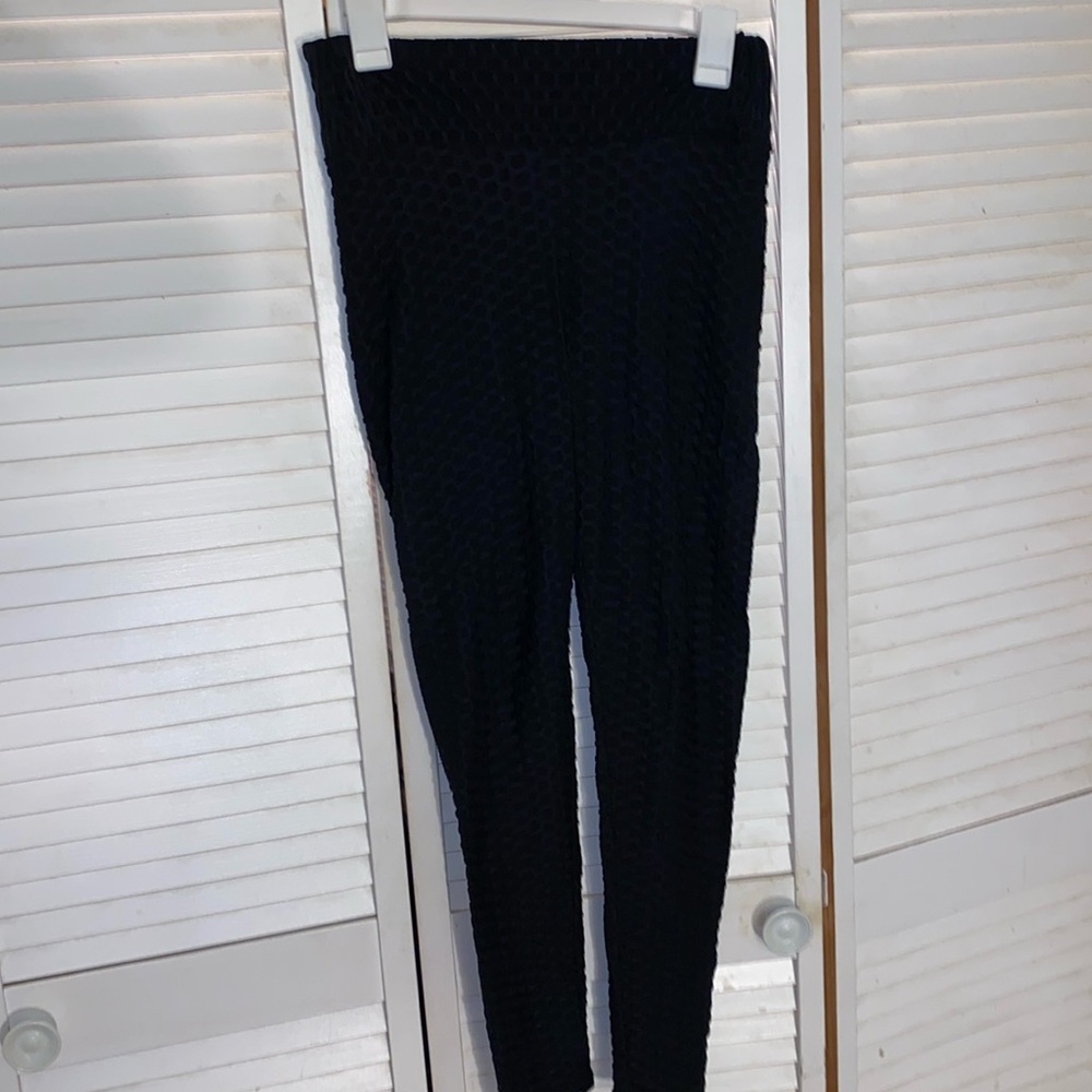 Women’s black leggings stretchy lounge wear